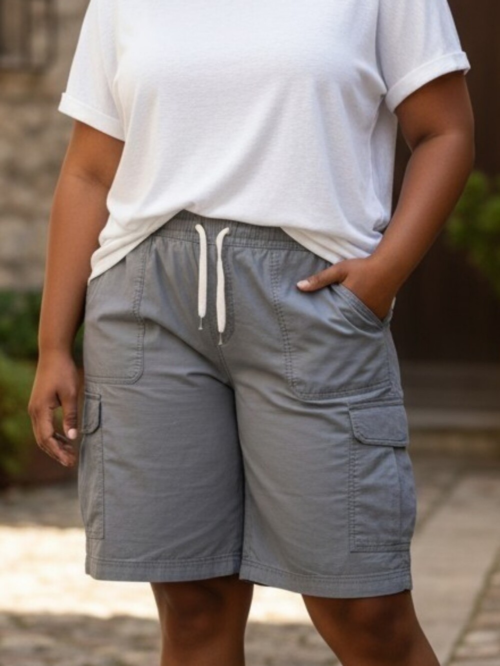 Faded Glory Cargo Drawstring Shorts in Gray, Size 20W